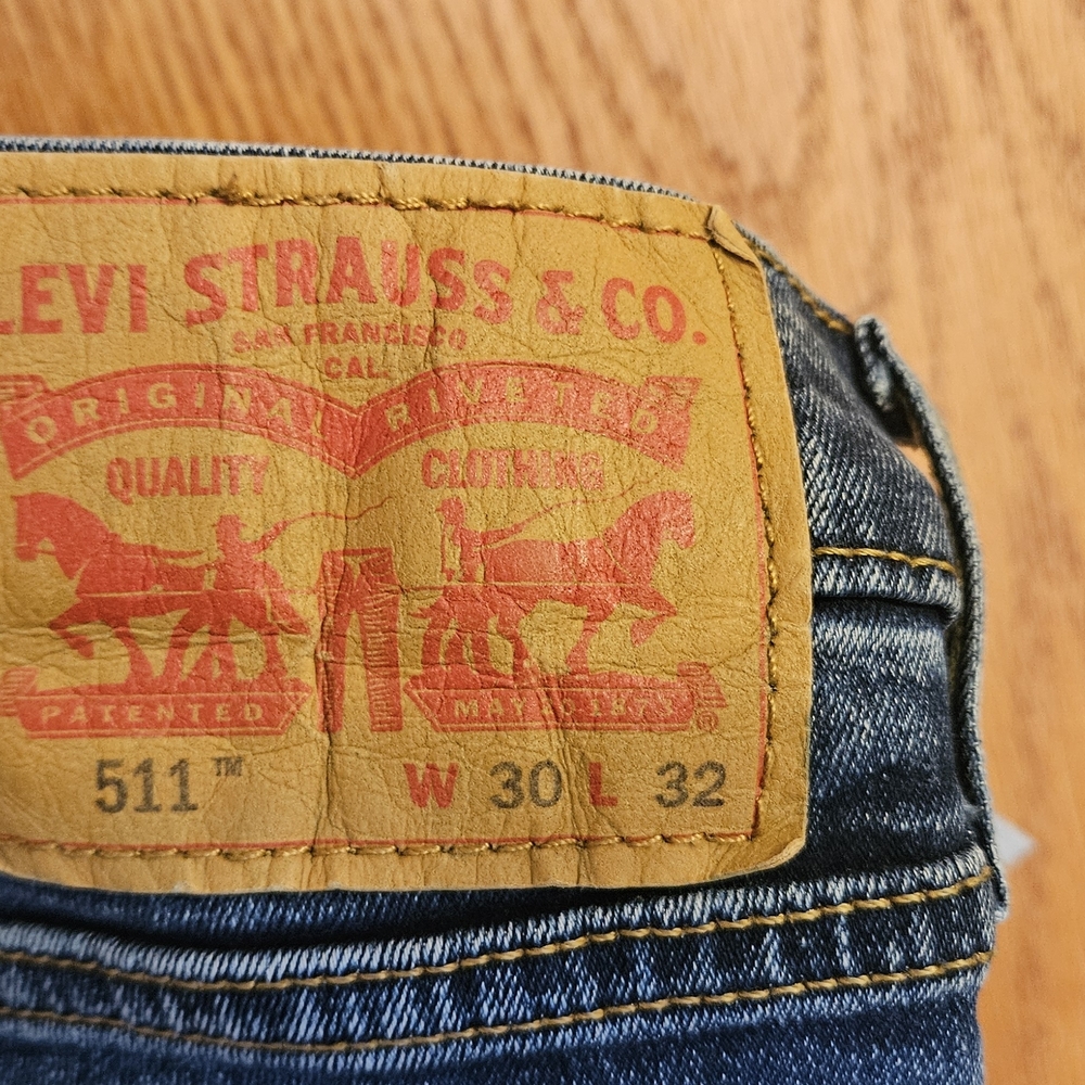 Levi's Men's Dark Blue Slim Jeans - Picture 3 of 7